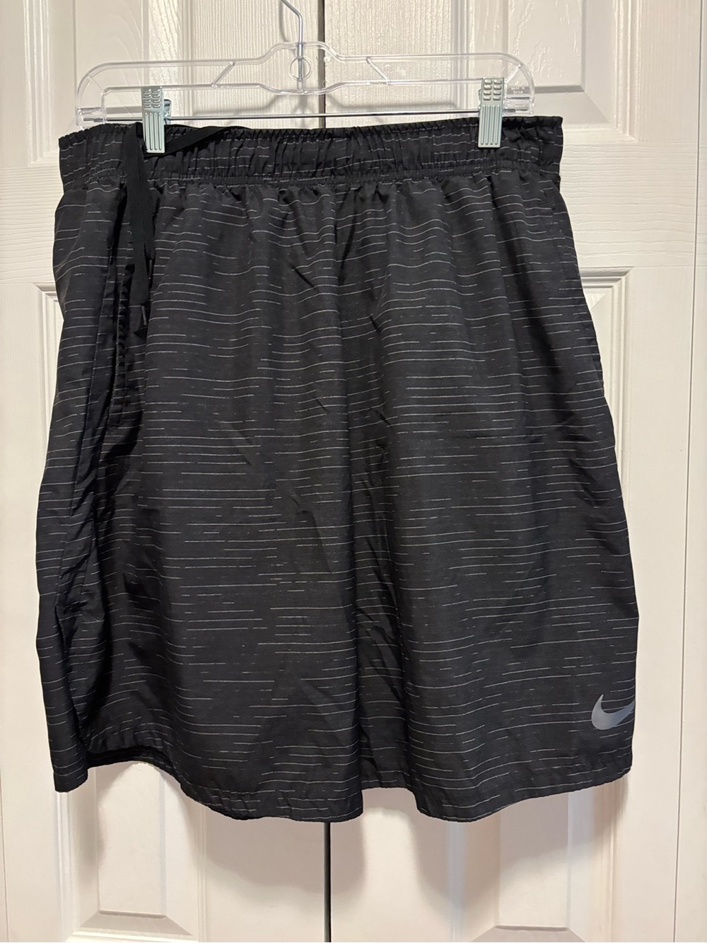Nike Dri-FIT Men's Black Striped Running Training Shorts Size XL Drawstring